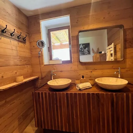 De Luxe Contemporain Vue 360 Degres Sur Les Montagnes Alpesi faház *