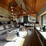 De Luxe Contemporain Vue 360 Degrés Sur Les Montagnes Chalet