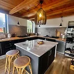 De Luxe Contemporain Vue 360 Degrés Sur Les Montagnes Chalet Guchan
