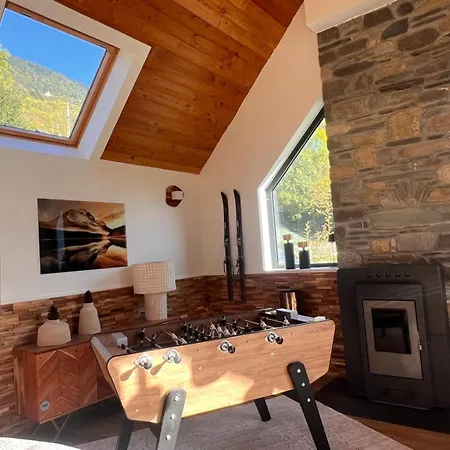 Chalet De Luxe Contemporain Vue 360 Degres Sur Les Montagnes Guchan