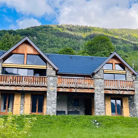 De Luxe Contemporain Vue 360 Degres Sur Les Montagnes Chalet Guchan