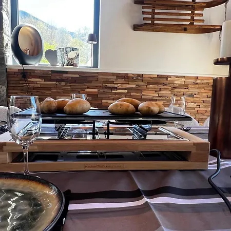De Luxe Contemporain Vue 360 Degres Sur Les Montagnes Guchan