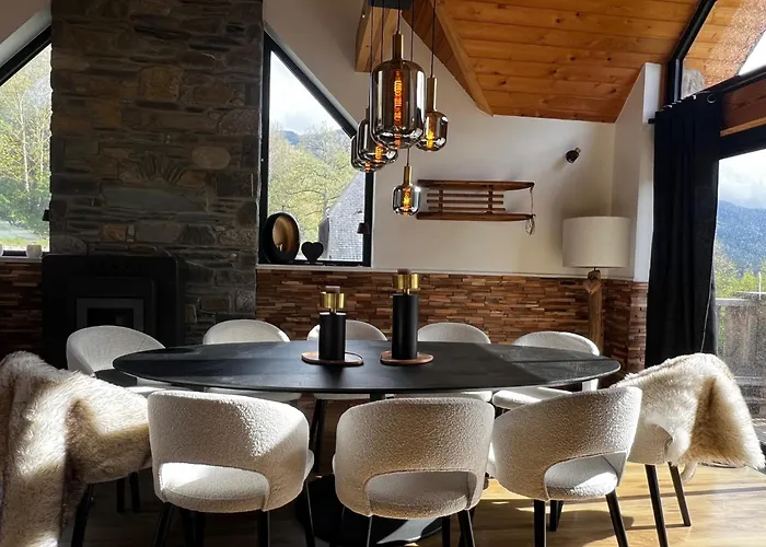 De Luxe Contemporain Vue 360 Degres Sur Les Montagnes Chalet *