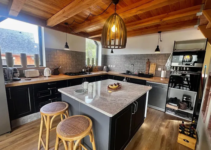 De Luxe Contemporain Vue 360 Degres Sur Les Montagnes Chalet Guchan